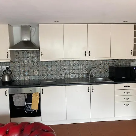 Charming 1-bed Studio In